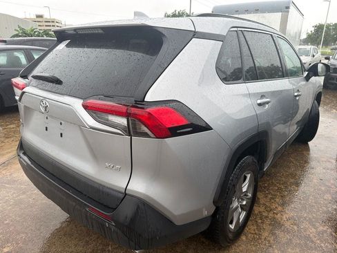 Used 2024 Toyota RAV4 XLE FWD image 5