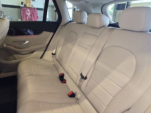 Certified 2022 Mercedes-Benz GLC 300 image 16