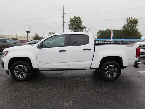 Used 2022 Chevrolet Colorado Z71 image 6