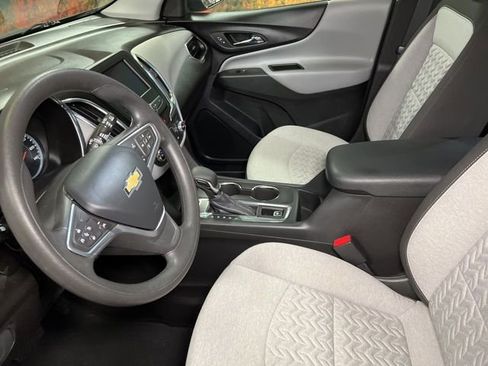 Used 2023 Chevrolet Equinox LS image 22