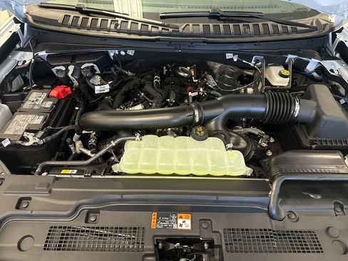 New 2025 Ford Expedition Platinum w/ Stealth Appearance Package image 7