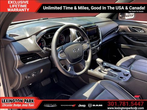 Used 2023 Chevrolet Traverse Premier w/ Redline Edition AWD/4WD image 16