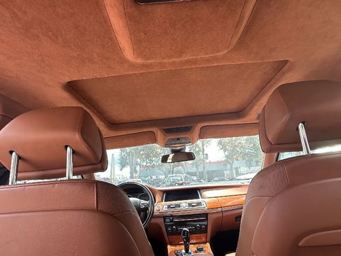 Used 2013 BMW 750i xDrive image 12