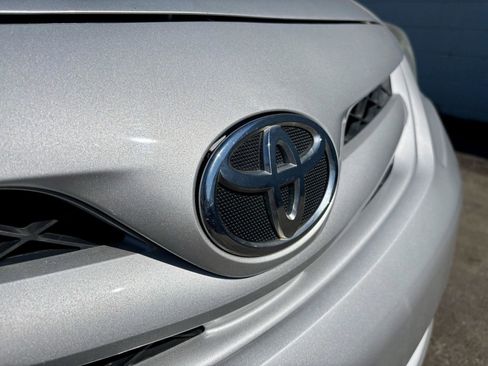 Used 2012 Toyota Corolla L FWD image 28