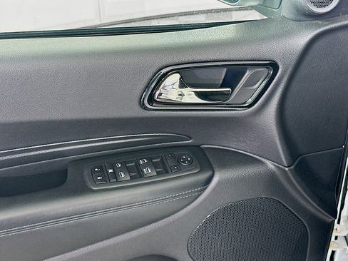 Used 2022 Dodge Durango GT image 15