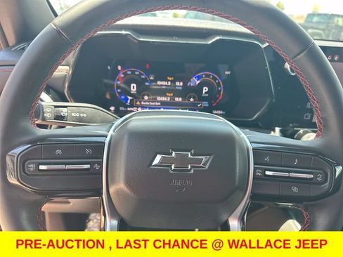 Used 2024 Chevrolet Colorado Z71 w/ Z71 Convenience Package 2 AWD/4WD image 18
