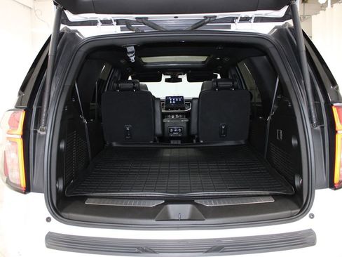 Used 2021 Chevrolet Tahoe Z71 image 29