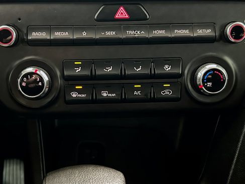 Used 2020 Kia Sportage LX FWD image 11