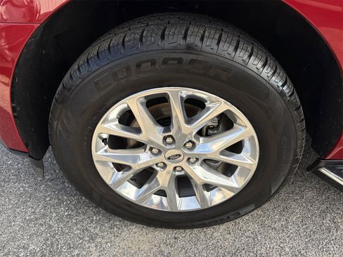 Used 2021 Ford Expedition XLT image 48