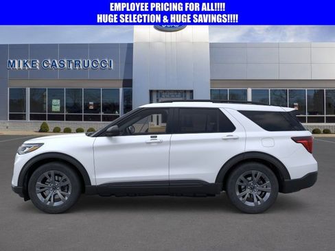 New 2026 Ford Explorer Active w/ Active Comfort Package AWD/4WD image 3