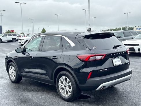 Used 2023 Ford Escape Active AWD/4WD image 5