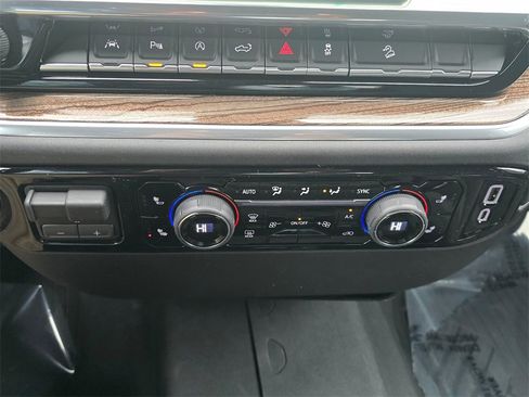 New 2026 Chevrolet Silverado 1500 LT image 26