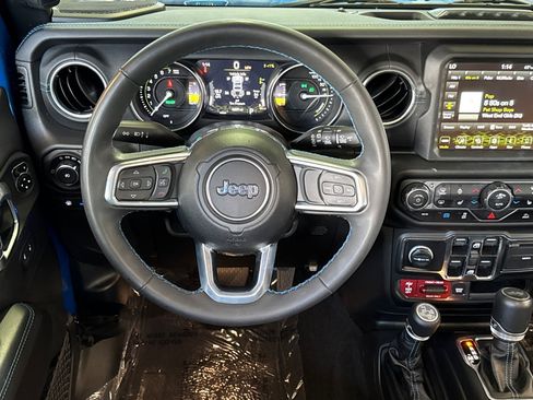 Used 2023 Jeep Wrangler Unlimited Rubicon 4xe w/ Cold Weather Group AWD/4WD image 29