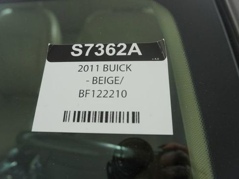 Used 2011 Buick LaCrosse CXL FWD image 39