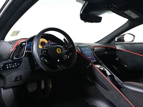 Certified 2022 Ferrari Roma RWD image 3
