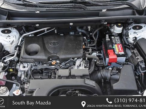 Used 2021 Toyota RAV4 LE image 26