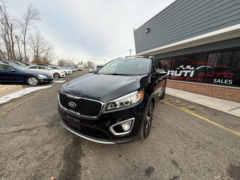Used 2016 Kia Sorento EX w/ EX Premium Package image 1