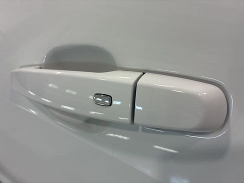 Used 2024 Chevrolet Malibu LT FWD image 13