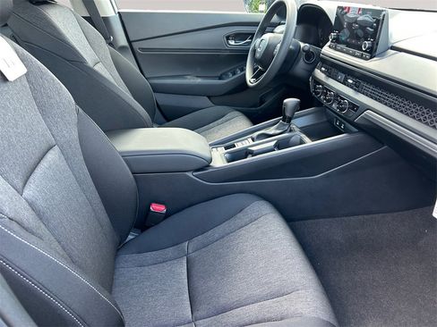 New 2025 Honda Accord SE image 15