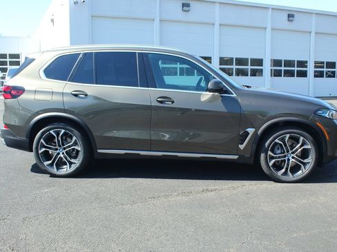 Used 2026 BMW X5 xDrive40i AWD/4WD image 10
