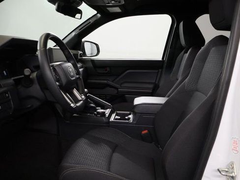 Used 2025 Toyota 4Runner SR5 image 12