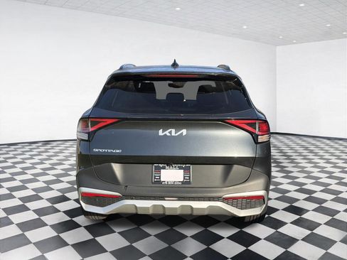 Used 2025 Kia Sportage EX w/ Premium Package FWD image 5