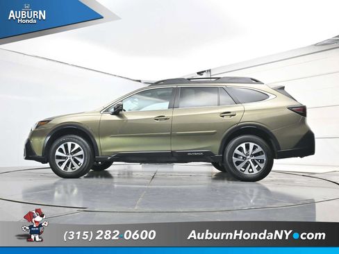 Used 2020 Subaru Outback Premium AWD/4WD image 23