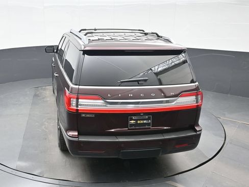 Used 2018 Lincoln Navigator L Reserve w/ Technology Package AWD/4WD image 20