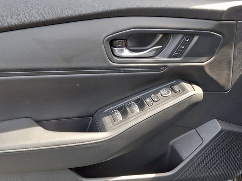 Used 2023 Honda Accord Sport image 16
