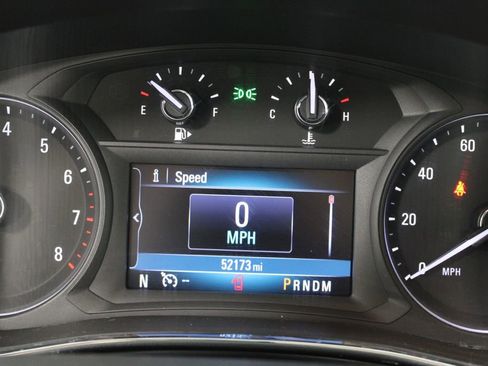 Used 2019 Buick Encore Essence image 18