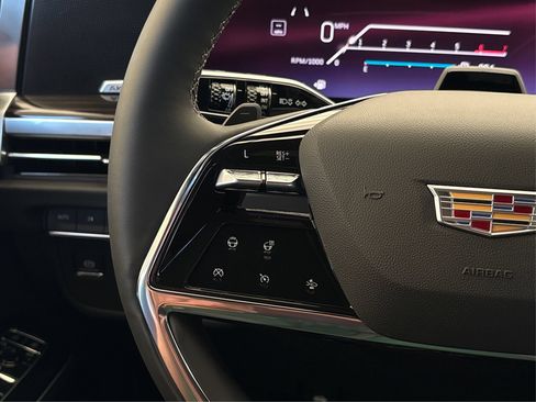 New 2026 Cadillac Escalade ESV Luxury AWD/4WD image 28