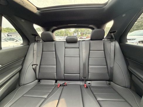 Used 2025 Mercedes-Benz GLE 350 4MATIC w/ Winter Package image 26