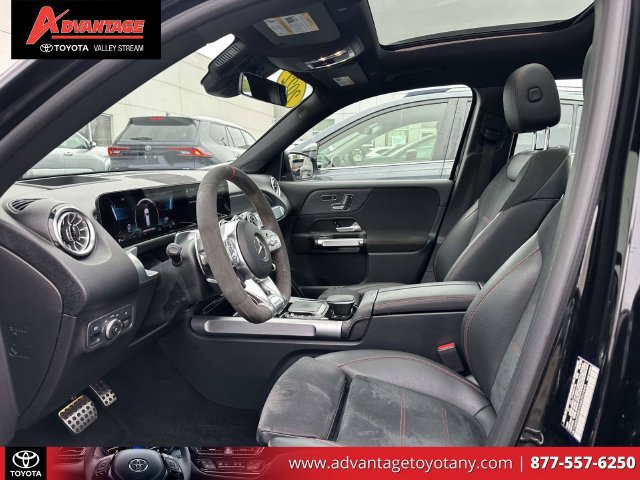 Used 2022 Mercedes-Benz GLB 35 AMG 4MATIC image 19
