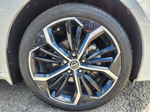 Certified 2023 Nissan Altima 2.5 SR w/ SR Premium Package AWD/4WD image 21