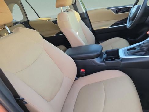 Used 2025 Toyota RAV4 LE image 26