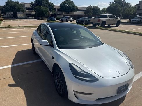 Used 2021 Tesla Model 3 Standard Range Plus RWD image 11