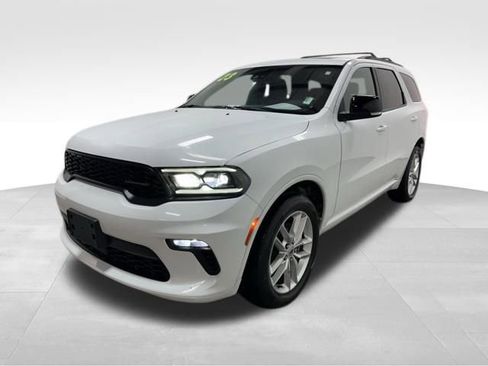 Certified 2023 Dodge Durango GT image 3