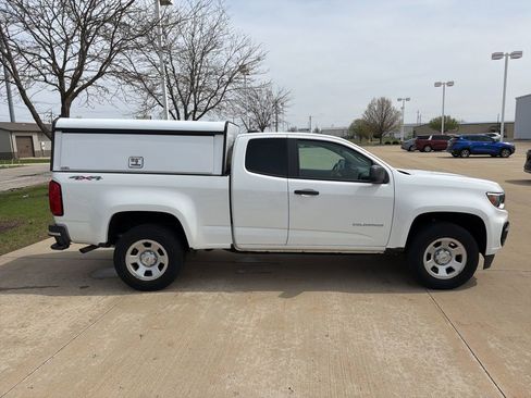 Used 2021 Chevrolet Colorado W/T w/ WT Convenience Package image 2