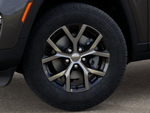 New 2025 Jeep Grand Cherokee Limited image 4