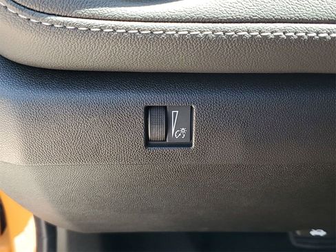 New 2025 Chevrolet Colorado LT image 26