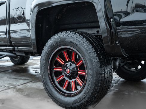 Used 2019 Chevrolet Silverado 1500 LT image 29