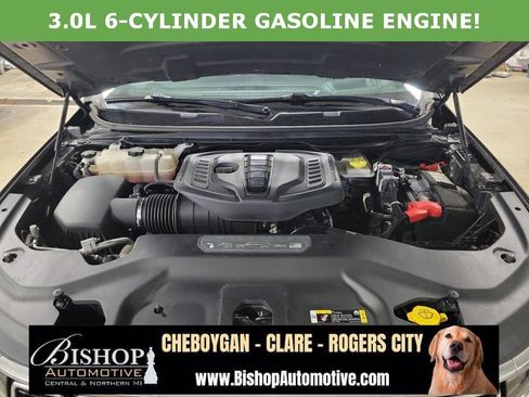 Used 2024 Jeep Wagoneer L Series III w/ Flexible Seating Group image 10