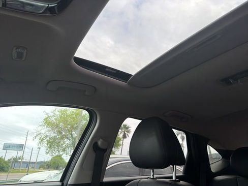 Used 2024 Hyundai Tucson SEL w/ Convenience Package image 9