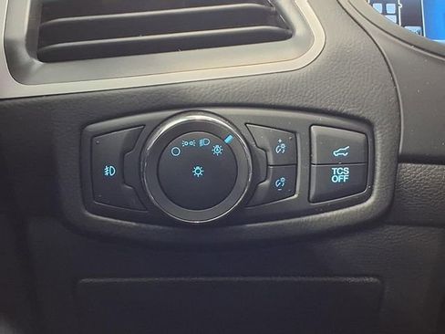 Certified 2022 Ford Edge SEL w/ Convenience Package image 18