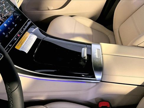 New 2026 Mercedes-Benz GLC 300 4MATIC image 10