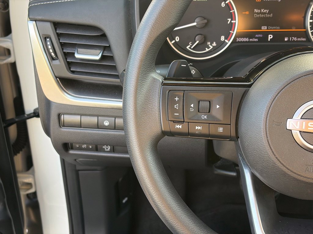 Certified 2023 Nissan Rogue SV AWD/4WD image 15