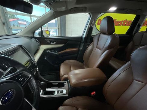 Used 2019 Subaru Ascent Touring AWD/4WD image 12