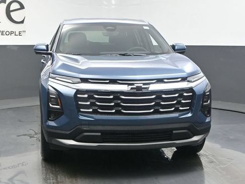 New 2026 Chevrolet Equinox LT w/ Convenience Package II FWD image 29