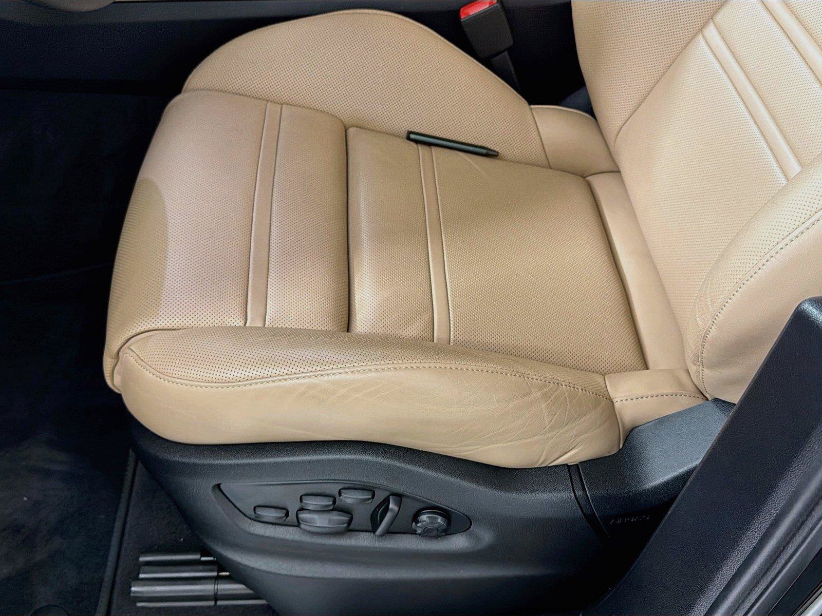 Certified 2025 Porsche Cayenne S AWD/4WD image 32