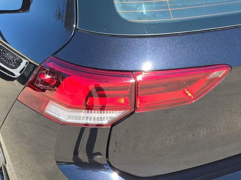 Used 2023 Volkswagen Golf R image 34